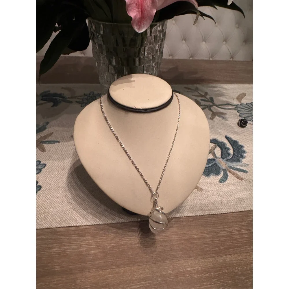 Crystal Quartz Necklace Silver Wire Wrapped Pendant‎ Healing Stone Jewelry